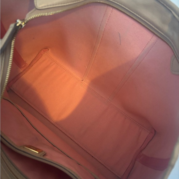 MCM Tote Bag - Picture 16 of 16